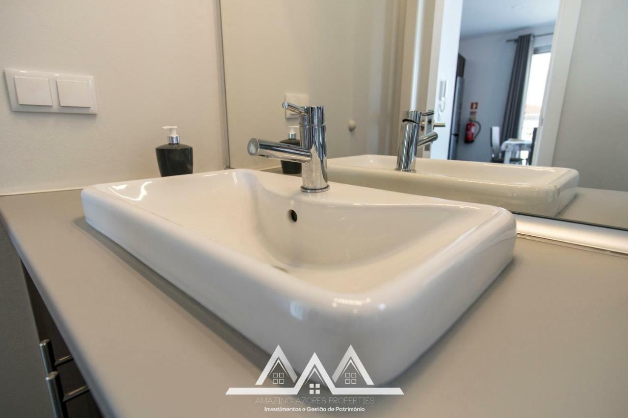 White House II Apartment Praia da Vitória Екстериор снимка